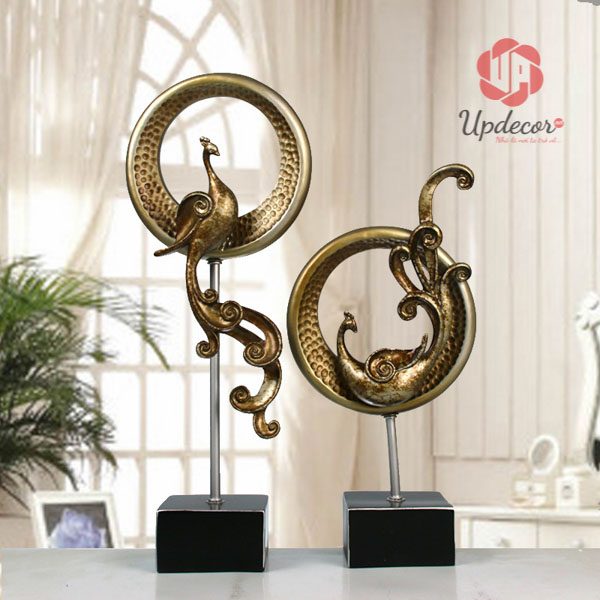 Phù điêu trang trí chim công mã UP44