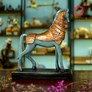 Tượng Ngựa Để Bàn Trang Trí Nội Thất, Nhà Cửa, Decor, Quà Tặng