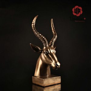 Đối với văn hóa phương Tây, sừng dê là hình ảnh tượng trưng cho sự sinh sản và phồn thịnh