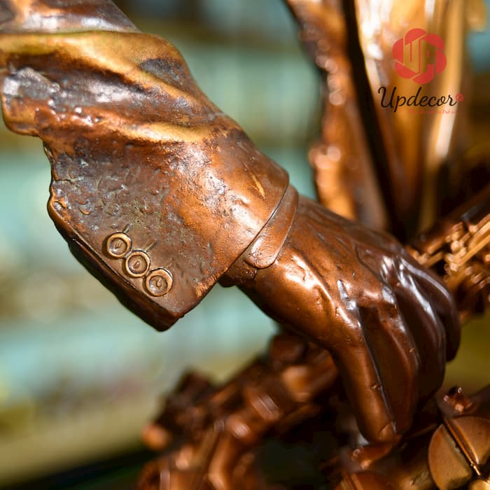 Tượng Nghệ Sĩ Thổi Kèn Saxophone mã UP96 Tượng Nghệ Sĩ Thổi Saxophone Trang Trí Nhà Cửa, Decor Nội Thất