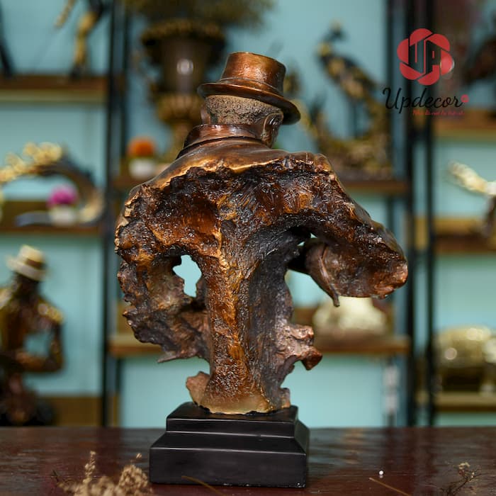 Tượng Nghệ Sĩ Thổi Kèn Clarinet mã UP98 Tượng nghệ sĩ thổi kèn CLARINET Trang Trí