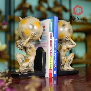 Kệ chặn sách giúp sắp xếp ngăn nắp sách vở trên bàn làm việc