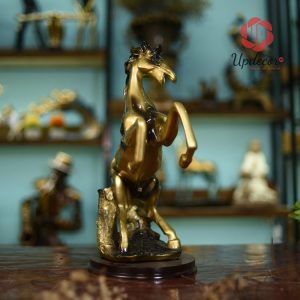 do-trang-tri-ke-tivi-phong-khach-1