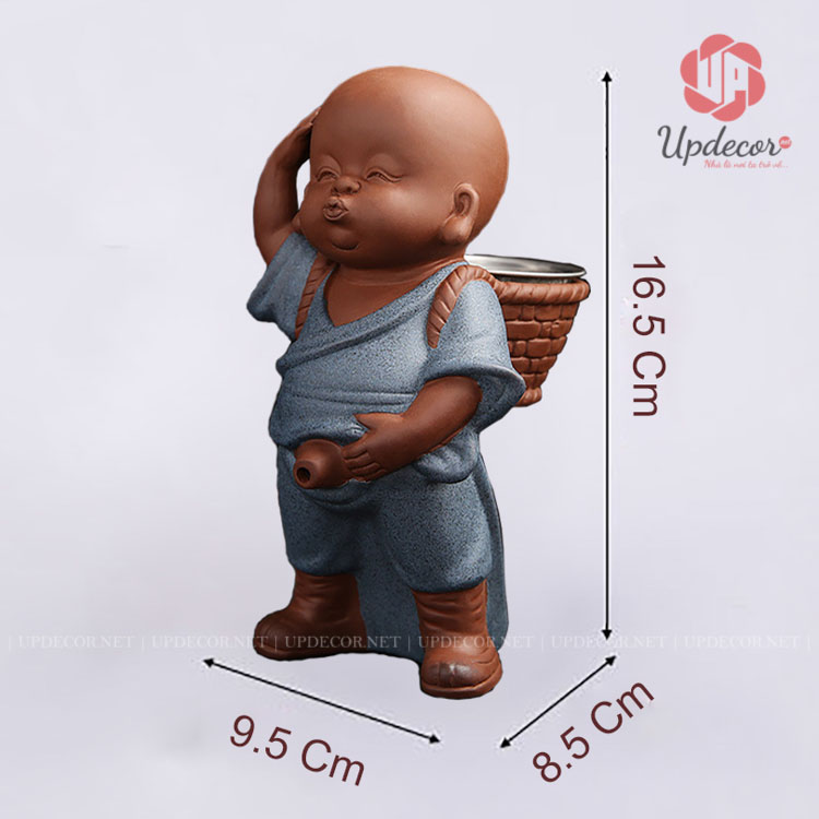 Tượng Em Bé Đứng Tiểu Trang Trí UP112 Giá bán tượng em bé đứng tè cao 16,5 Cm là 280.000 VNĐ