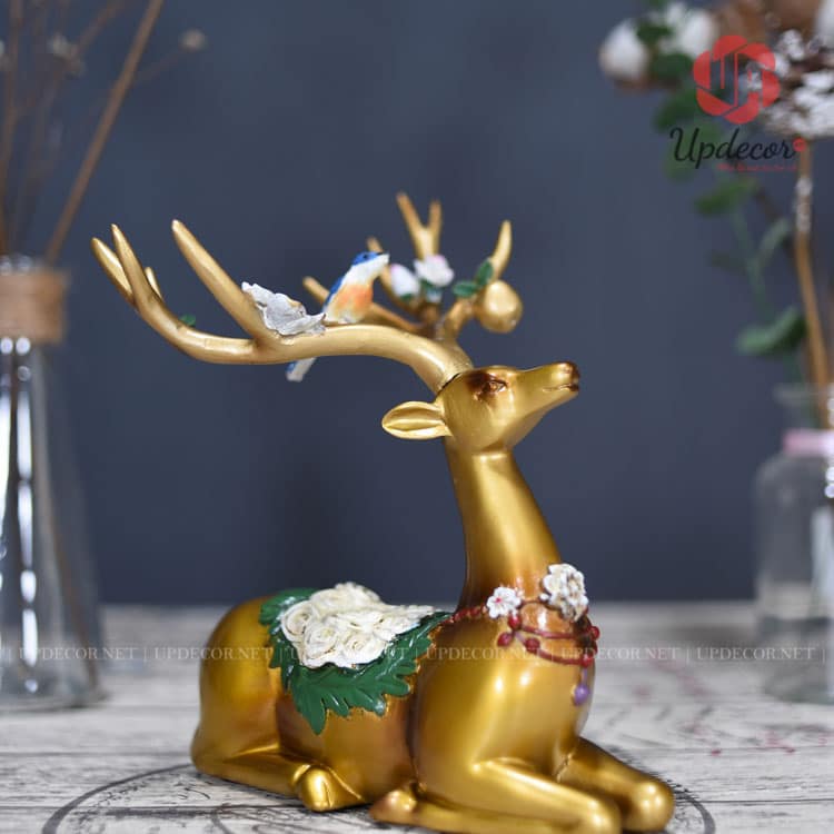 Tượng Trang Trí Decor Cặp Hươu Tài Lộc UP114 Hình ảnh chú hươu nằm mang trạng thái rất thư thái và thảnh thơi
