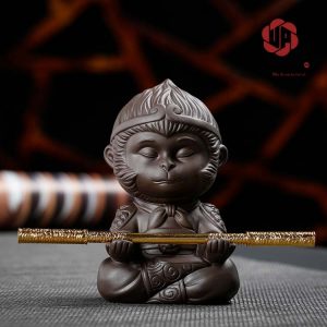 Tượng tôn ngộ không ngồi thiền màu đất nung cực ấn tượng