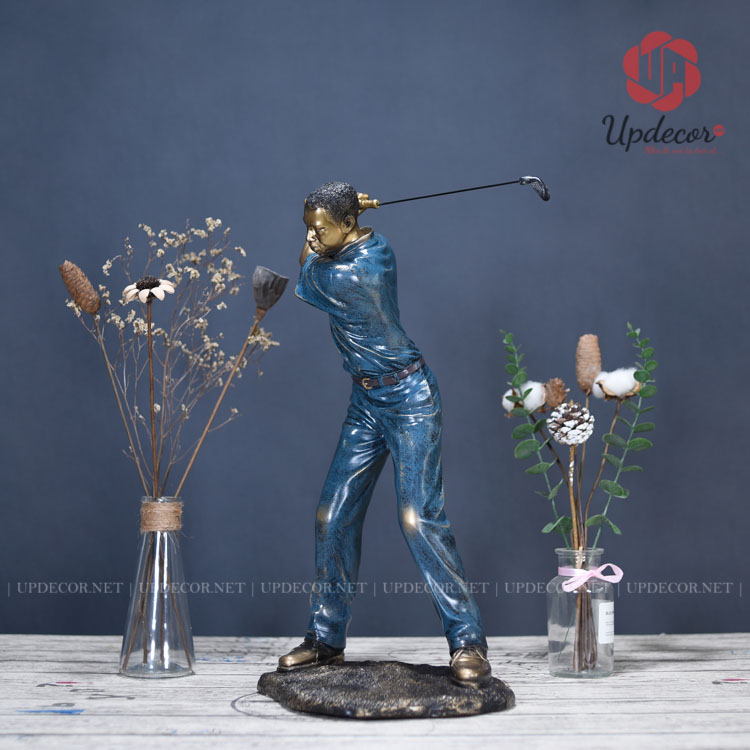 Bức tượng đánh golf Cao 50 x 28x 21 Cm rất phù hợp để bàn làm việc và kệ tivi phòng khách