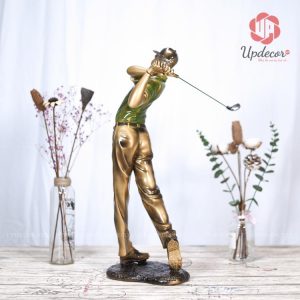 Bộ môn đánh golf như nhắc nhở chúng ta rằng khi làm bất kỳ việc gì cũng như đánh một trái golf thì trăm phát trăm trúng