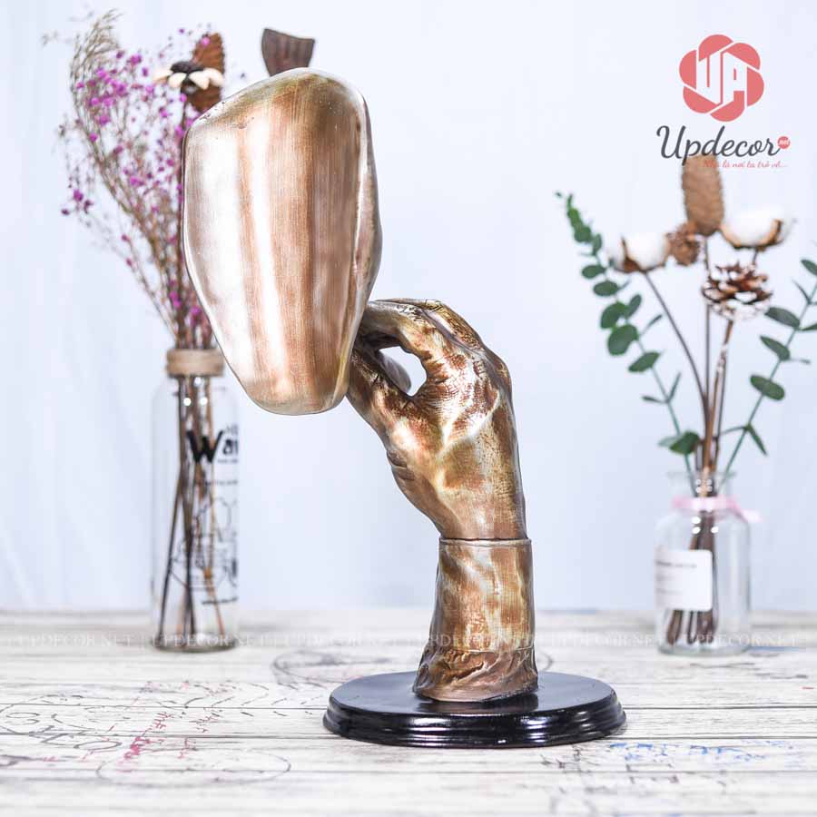 Tượng Trang Trí Decor Người Đàn Ông Hút Xì Gà UP147 Cánh tay + Điếu Xì Gà + Gương Mặt kết hợp với nhau tạo nên tác phẩm nghệ thuật ấn tượng