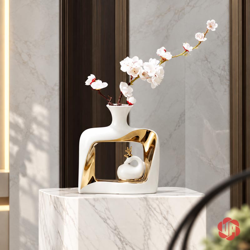 Cặp Bình Hoa Gốm Sứ Đôi Hươu Trắng Vàng UP068T Bình cao sứ trắng phối vàng có tượng hươu bên trong, cắm cành hoa trắng trên bàn đá
