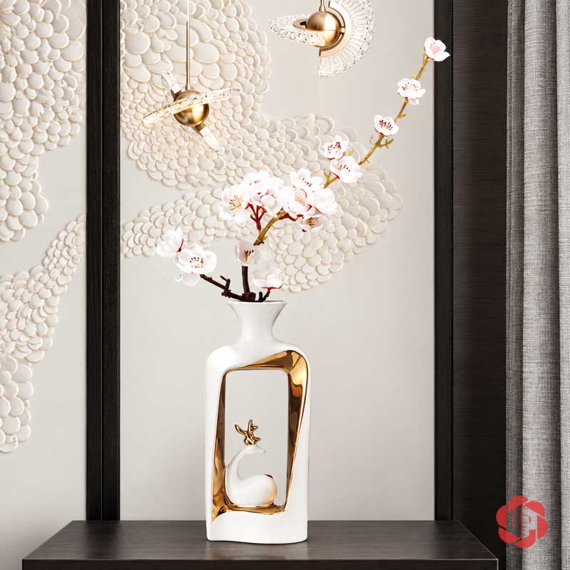 Cặp Bình Hoa Gốm Sứ Đôi Hươu Trắng Vàng UP068T Bình sứ trắng vàng hình hươu cắm cành hoa trắng tại kệ trang trí trong phòng