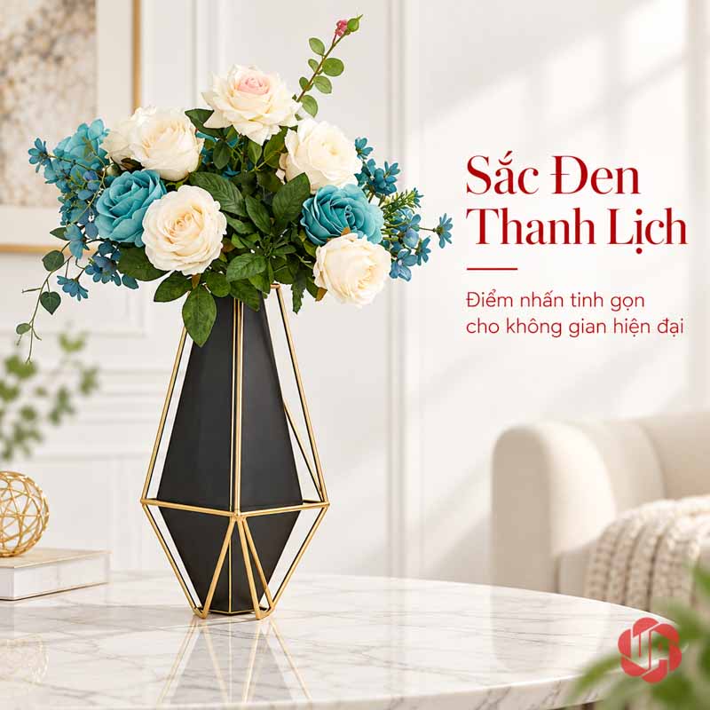 Bình Hoa Trang Trí Phòng Khách Kim Loại Đen Vàng Hình Học UP007 Bình hoa kim loại đen dáng hình học phối bó hoa xanh trắng và lá xanh
