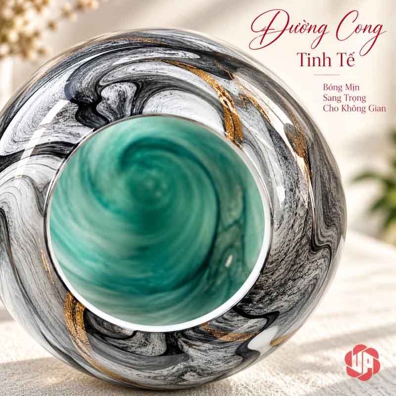Bình Hoa Thủy Tinh Vân Đá Xanh Ngọc Cao Cấp UPT18 Cận cảnh nhìn từ trên miệng bình thủy tinh xanh ngọc và vân xám đen xoáy quanh