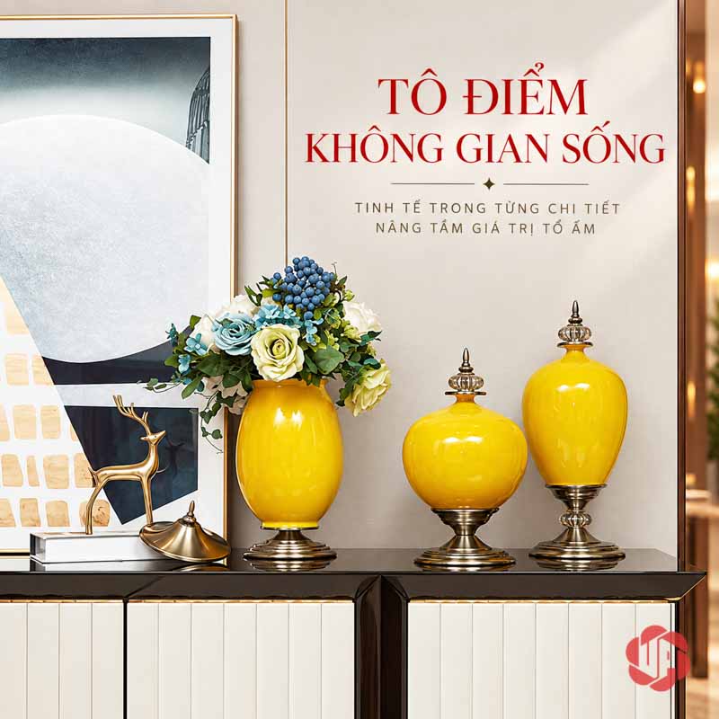 Bộ Lọ Hoa Tân Cổ Điển Màu Vàng Sang Trọng UP054B Ba bình hoa tân cổ điển màu vàng phối chân đế kim loại trên kệ nội thất