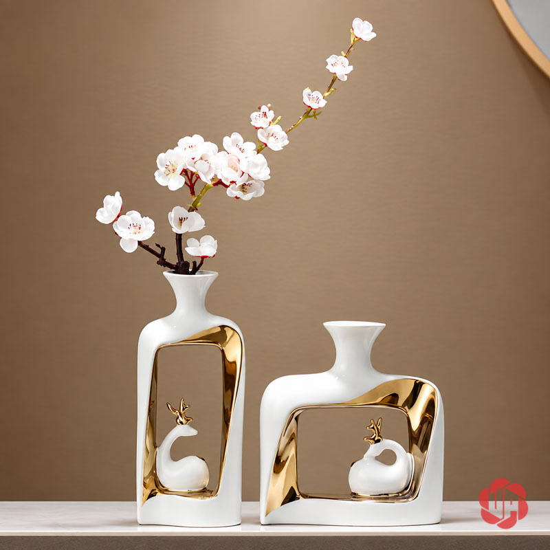 Cặp Bình Hoa Gốm Sứ Đôi Hươu Trắng Vàng UP068T Bộ đôi bình gốm trắng vàng có tượng hươu, bình cao cắm cành hoa màu trắng