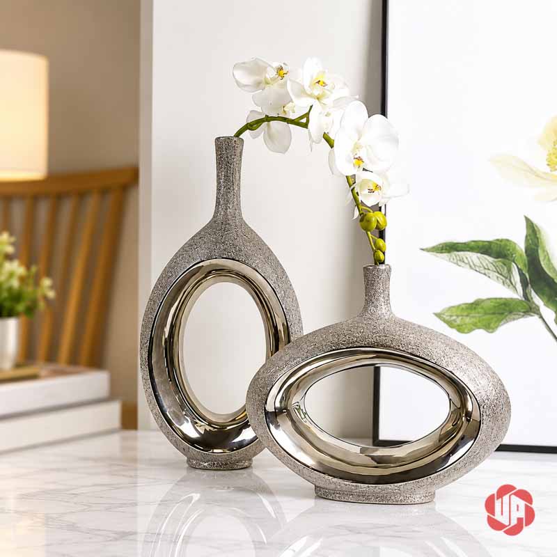 Cặp Bình Gốm Sứ Mạ Bạc Trang Trí Hiện Đại UP066 Cặp bình gốm sứ mạ bạc dáng khoét tròn cùng cành hoa lan trắng