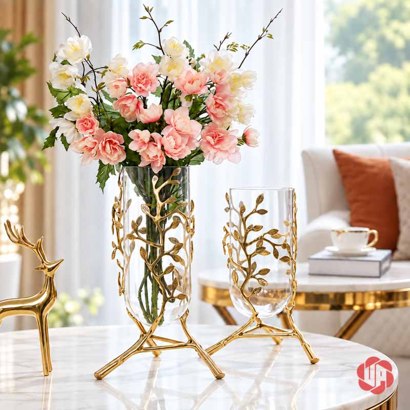 Lọ Hoa Thủy Tinh Mạ Vàng Họa Tiết Cành Lá UPT10 Hai lọ hoa thủy tinh họa tiết lá vàng cỡ lớn và nhỏ