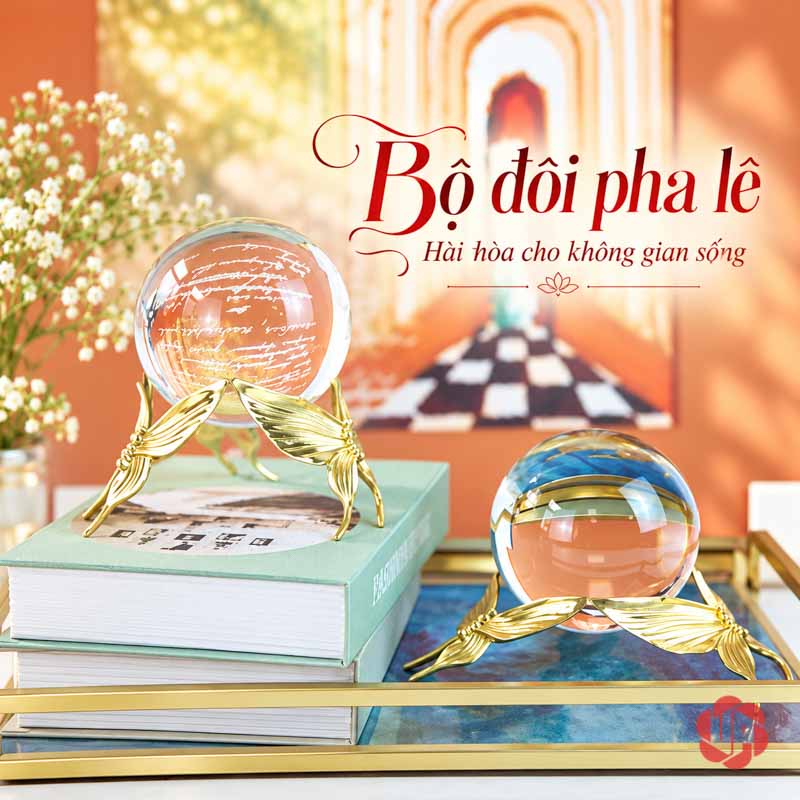 Cầu Thủy Tinh Trang Trí Chân Bướm Ánh Vàng UP013 Cầu thủy tinh trang trí hai dáng trước tranh cam