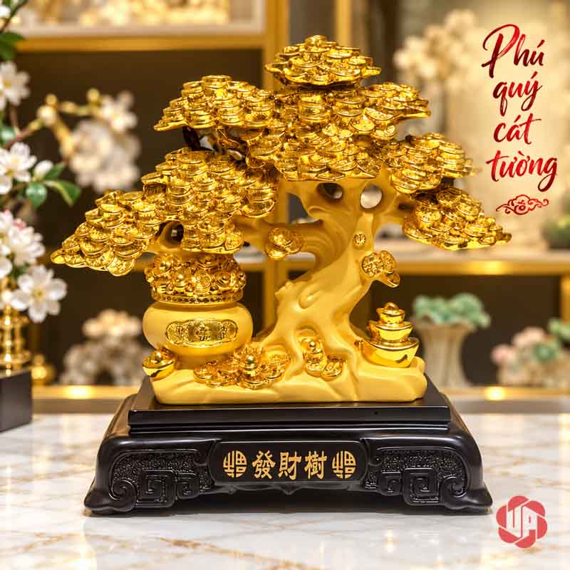 Vật Phẩm Phong Thủy Cây Tiền Vàng Tán Tầng UPV001-A Cây tiền vàng trên mặt bàn sáng trong không gian trang trí