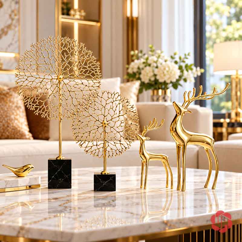 Decor Trang Trí Cây Trường Sinh Đế Đá UP059A Hai cỡ cây trường sinh và tượng hươu trong phòng khách sáng