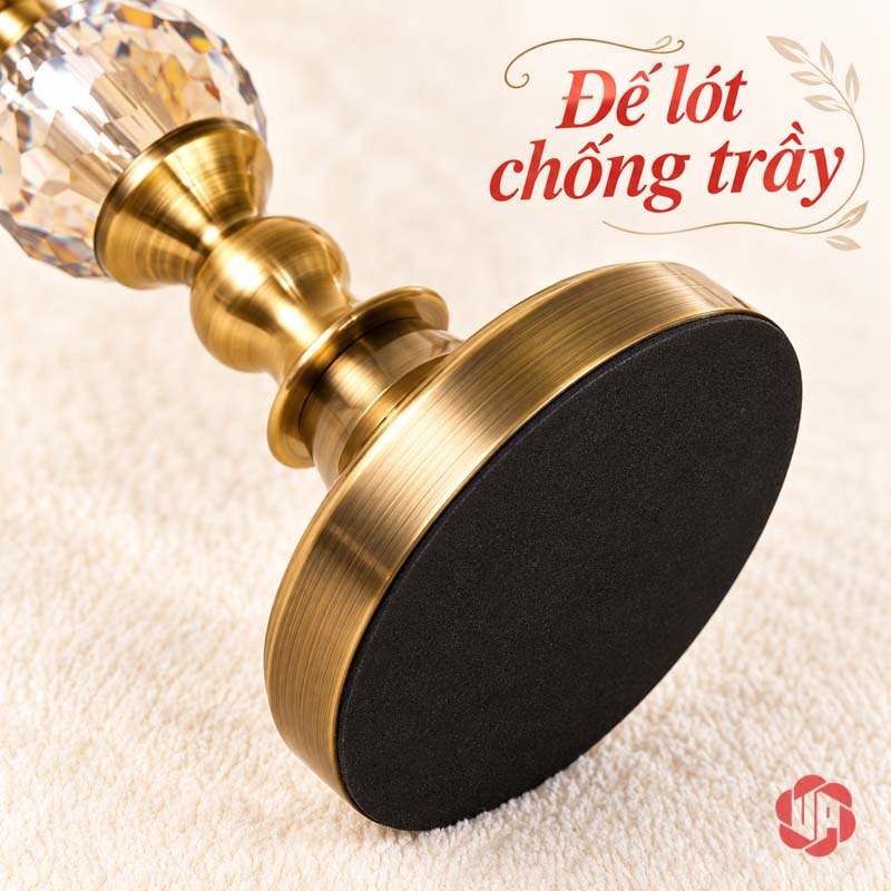 Chân Nến Pha Lê Thủy Tinh Phong Cách Tân Cổ Điển UP029 Chân nến pha lê thủy tinh mặt dưới đế có lớp lót đen
