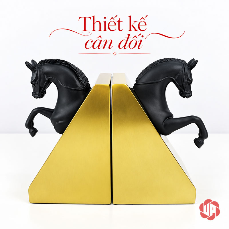 Chặn Sách Decor Ngựa Mã Đáo Thành Công UP051 Chặn sách decor ngựa với hai phần đế vàng đặt sát nhau