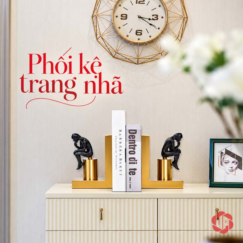 Chặn Sách Trang Trí Người Suy Tư Đen Vàng UP028 Chặn sách trang trí trên tủ sáng dưới đồng hồ treo tường