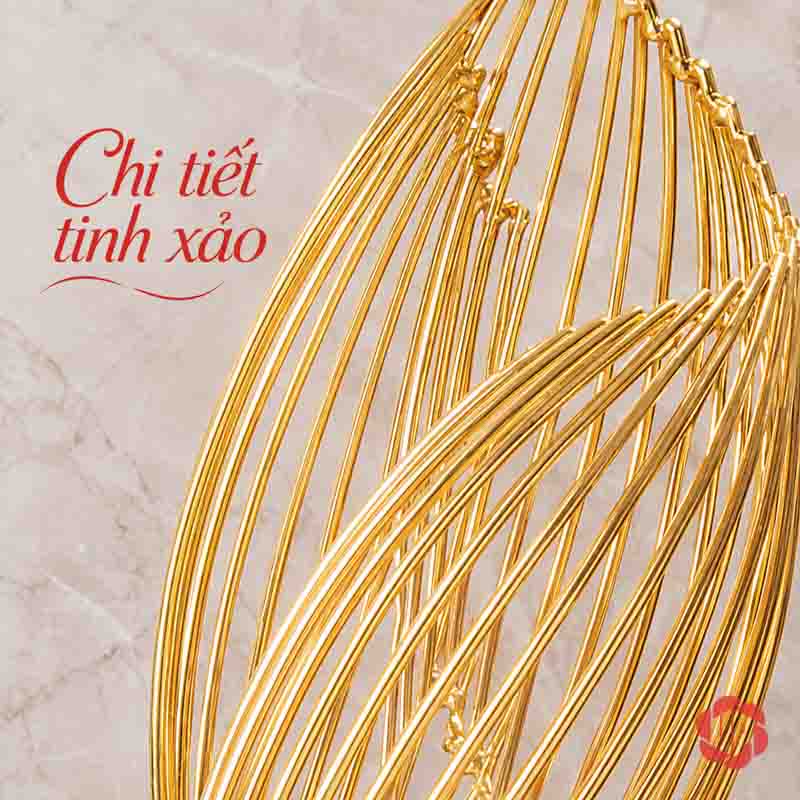 Tượng Decor Đôi Cá Trắng Vàng Và Ngọn Lửa UPS034 Chi tiết các thanh vàng đan chéo trên ngọn lửa