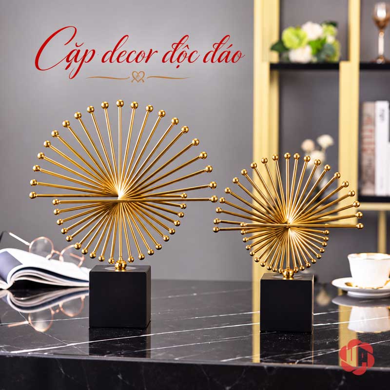 Decor Trang Trí Thời Gian Vàng Nghệ Thuật UPV009 Hai decor thời gian lớn nhỏ nhìn từ phía trước