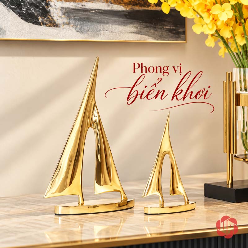 Decor Trang Trí Cánh Buồm Xuôi Gió Bằng Đồng UP053 Decor trang trí cánh buồm xuôi gió đặt cạnh bình hoa vàng