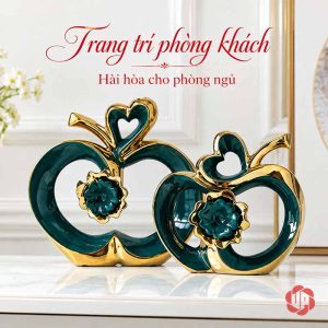 Decor trang trí đôi quả táo xanh với trái tim và bông hoa giữa thân