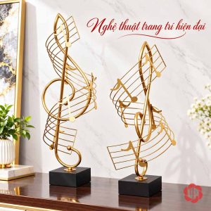 Decor trang trí nội thất nốt nhạc trên mặt tủ gỗ