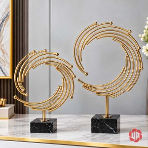 Decor trang trí phòng khách Vòng trường sinh trên kệ sáng