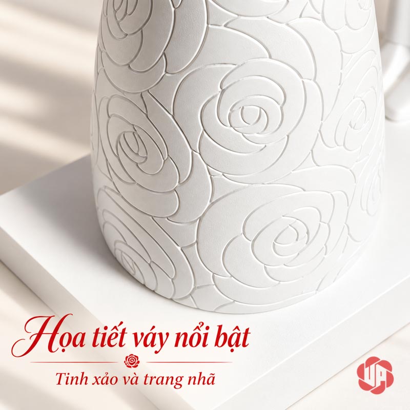 Đèn Ngủ Trang Trí Cô Dâu Chú Rể, Chao Hoa Hồng UPN033 Cận hoa văn hoa hồng trên váy trắng của tượng cô dâu