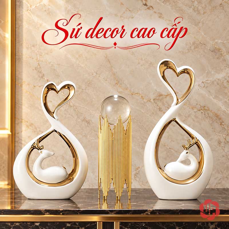 Đồ Decor Đôi Hươu Và Trái Tim Gốm Sứ UP069V Đôi hươu trái tim đặt cạnh quả cầu trang trí