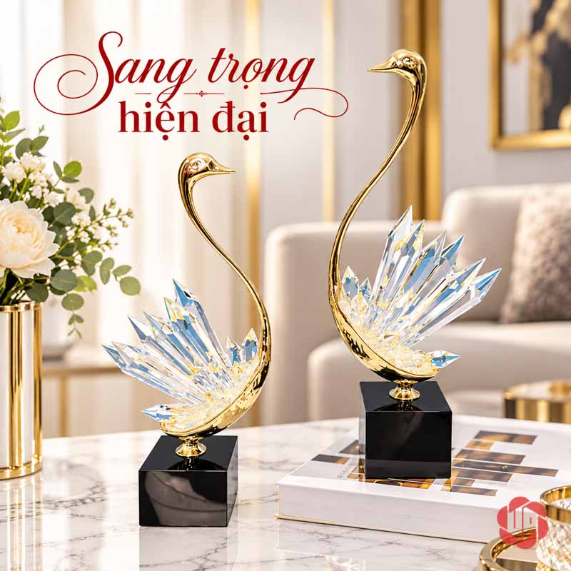 Tượng Decor Đôi Chim Thiên Nga Cao Cấp, Đồng Và Pha Lê UPD072-A Đôi thiên nga cao thấp trong phòng khách sáng, cạnh sách và hoa