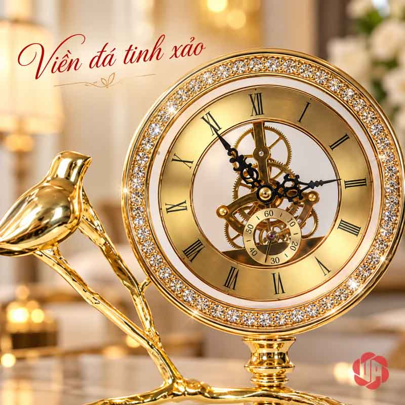 Đồng Hồ Để Bàn Trang Trí Chim Vàng UPHB08 Góc cận vòng viền sáng và mặt số La Mã của mẫu chim thấp