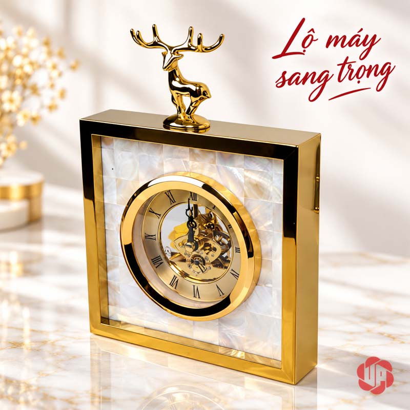 Đồ Trang Trí Bàn Làm Việc, Đồng Hồ Hươu Vàng UPHB01 Đồng hồ hươu nền trắng nhìn chếch với mặt số La Mã tròn