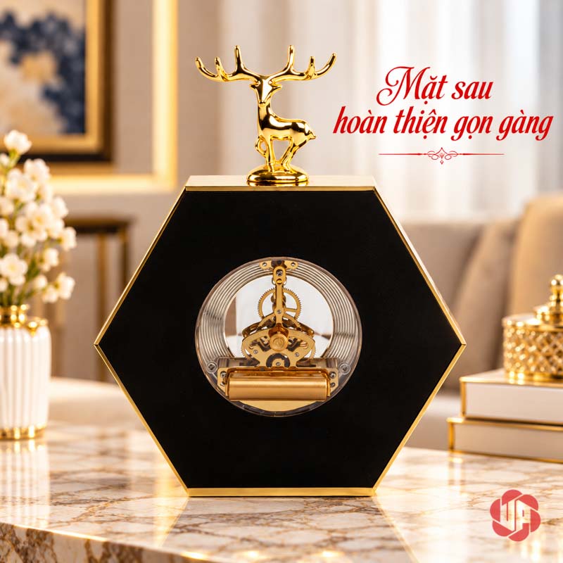 Đồng Hồ Để Bàn Đẹp, Hươu Vàng Lục Giác Xanh UPHB06 Mặt sau màu đen của đồng hồ lục giác với cụm tròn ở giữa
