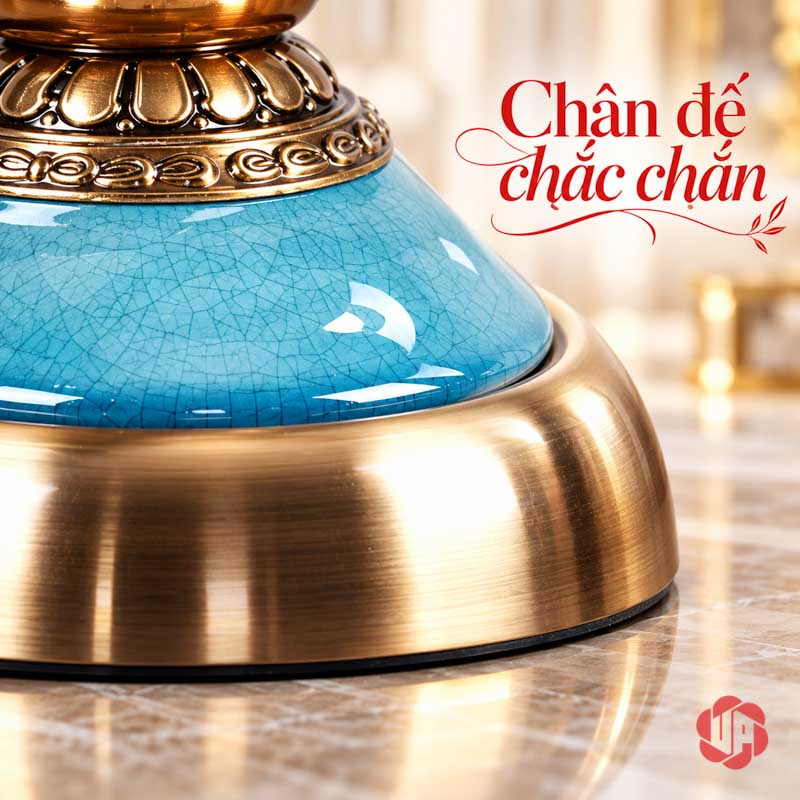 Bộ Đồng Hồ Để Bàn Mặt Trăng Và Đôi Hươu Xanh UPHB09 Cận chân đế đồng hồ phối xanh, ánh vàng và vòng hoa văn