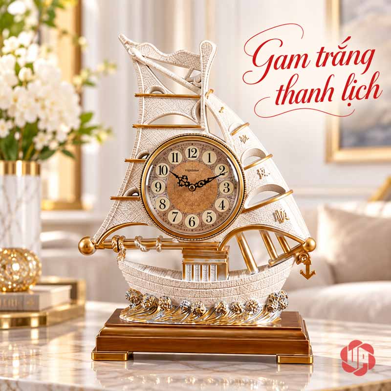 Đồng Hồ Đặt Bàn Thuyền Buồm, Thuận Buồm Xuôi Gió UPHB16 Đồng hồ thuyền buồm trắng trên đế tông nâu trước nền sáng
