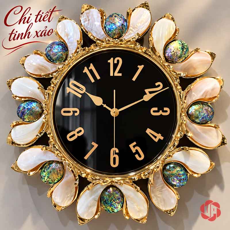 Đồng Hồ Treo Tường Cao Cấp Khảm Trai Tự Nhiên UPH023 Cận chữ số vàng và các mảng khảm trắng xanh của đồng hồ tròn