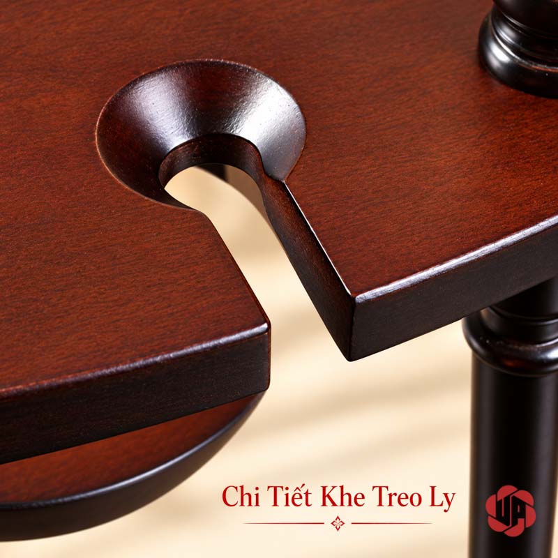 Giá Treo Ly Rượu Gỗ Cổ Điển UP019L Cận khe mở và lỗ tròn giữ chân ly trên mặt giá