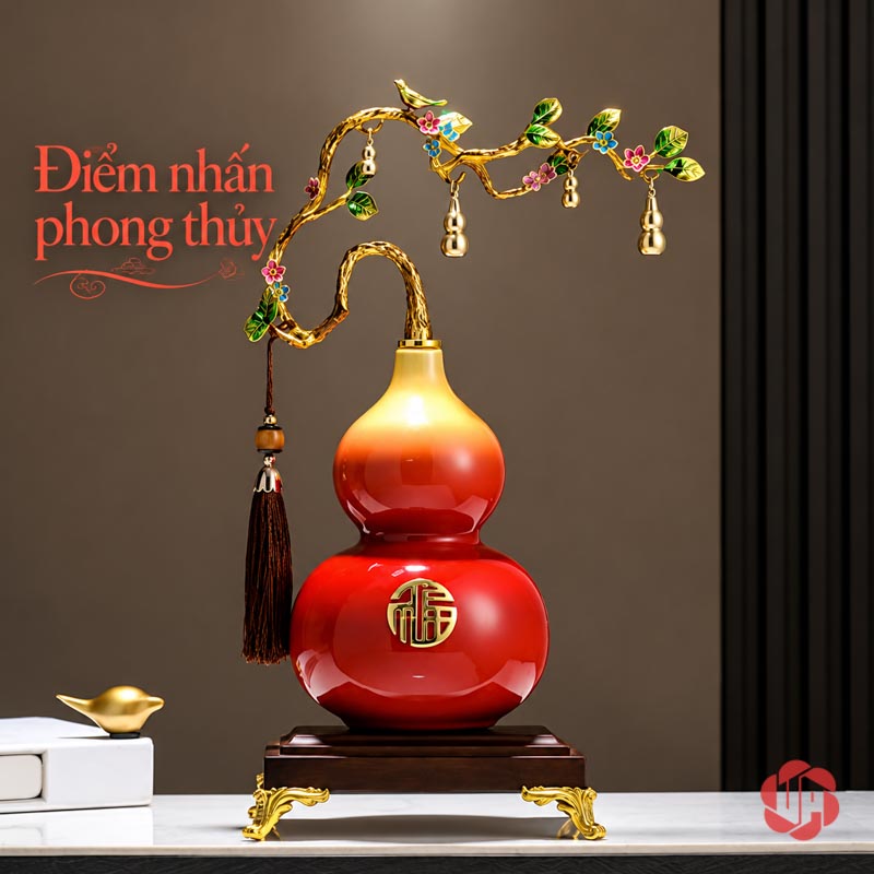 Hồ Lô Phong Thủy Gốm Sứ Chữ Phúc UP058A Hồ lô chữ Phúc đỏ cam với lá xanh và chi tiết treo vàng