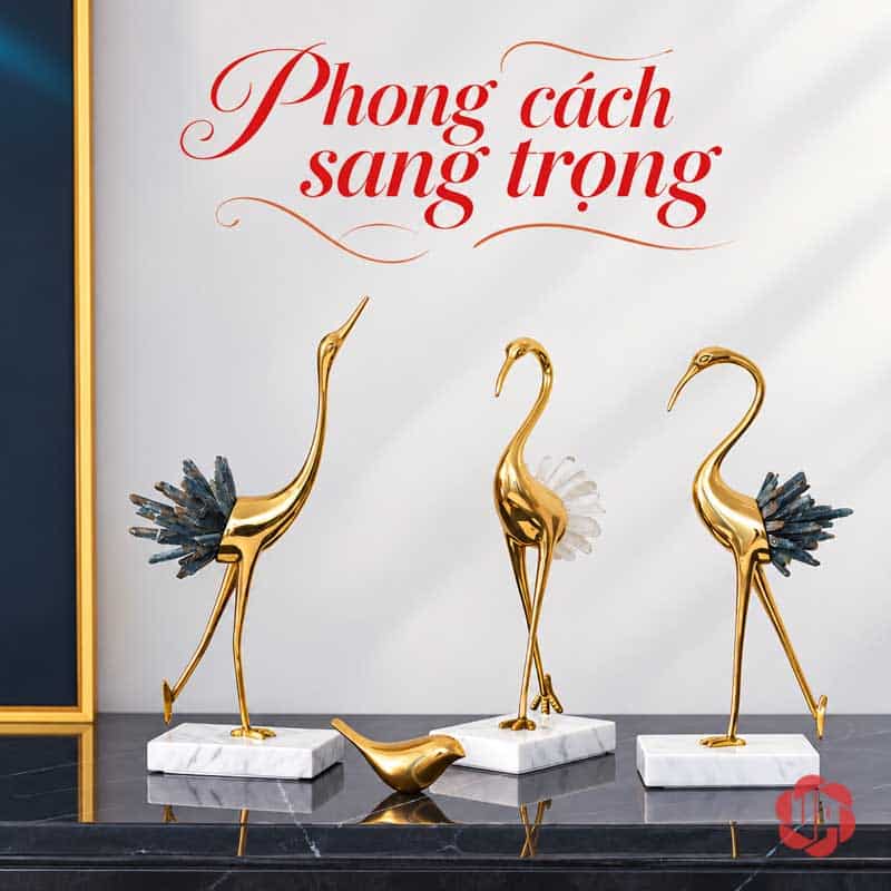 Đồ Trang Trí Phòng, Tượng Chim Hồng Hạc Bằng Đồng UPD069 Ba tượng hồng hạc thân vàng, đuôi xanh xám trên mặt tủ trắng
