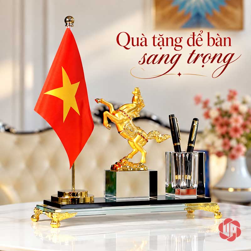 Hộp Đựng Bút Để Bàn Ngựa Mã Đáo Thành Công UP057 Hộp đựng bút để bàn ngựa mã đáo trên mặt bàn sáng