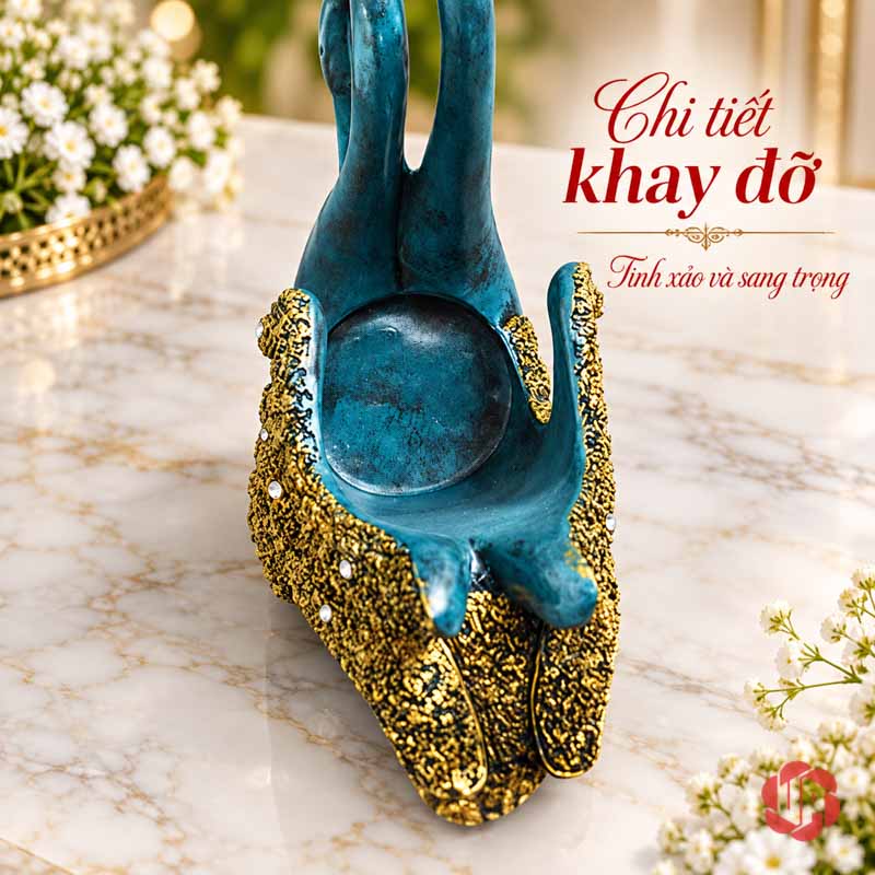 Kệ Rượu Vang Đôi Thiên Nga Xanh Ngọc Trang Trí UP006R Kệ rượu vang đôi thiên nga nhìn từ phía sau, phần khay tròn và họa tiết vàng nổi