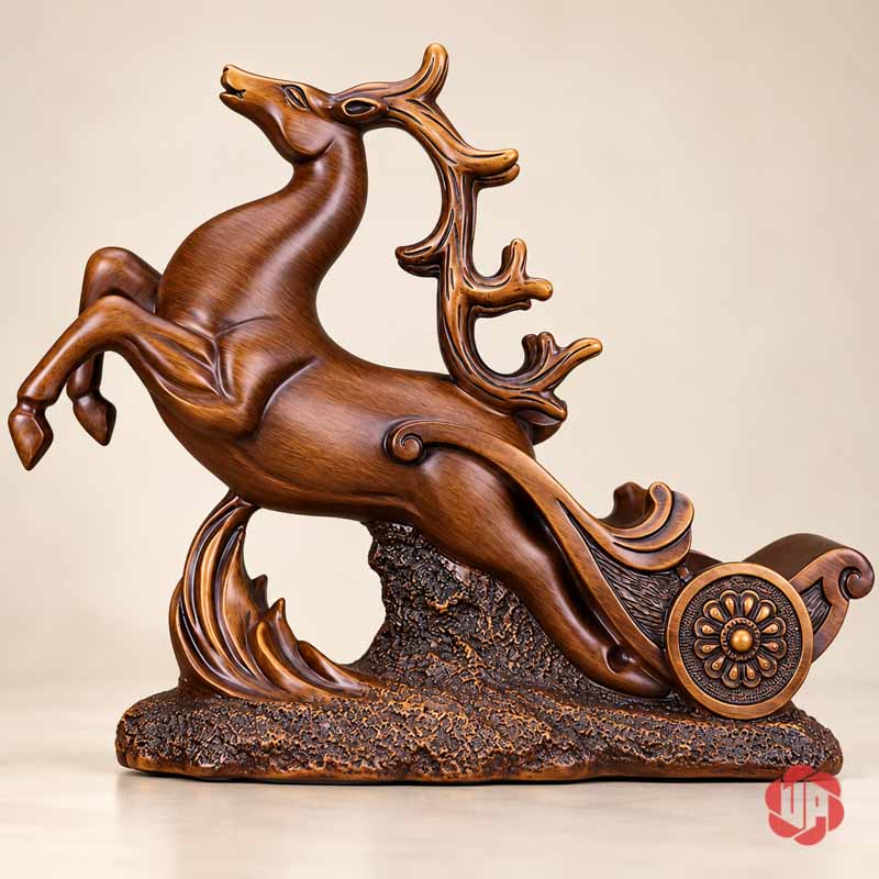 Kệ Rượu Vang Tuần Lộc Màu Đồng Trang Trí UP003R Kệ rượu vang hình hươu tuần lộc đứng riêng trên nền sáng màu kem