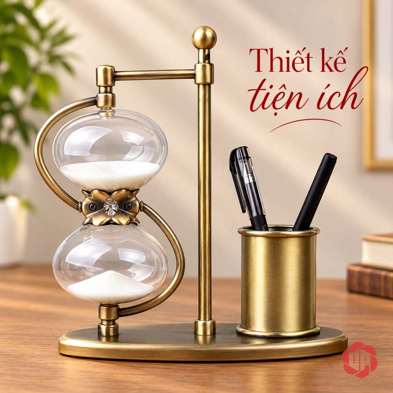 Khay Đựng Bút Để Bàn, Đồng Hồ Cát Phong Cách Cổ Điển UPV005 Khay bút đồng hồ cát đặt trên mặt gỗ trong phòng sáng