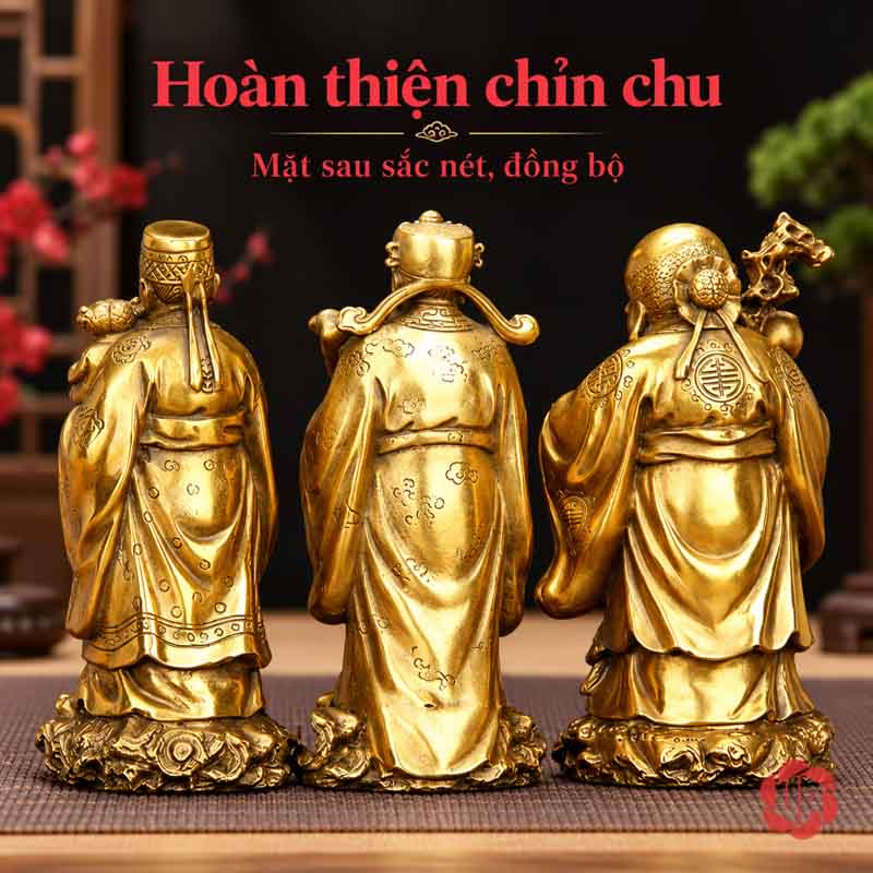 Bộ Tượng Phúc Lộc Thọ Tam Đa Bằng Đồng UPD008 Mặt sau bộ tượng Phúc Lộc Thọ bằng đồng với hoa văn áo và chân đế chạm nổi